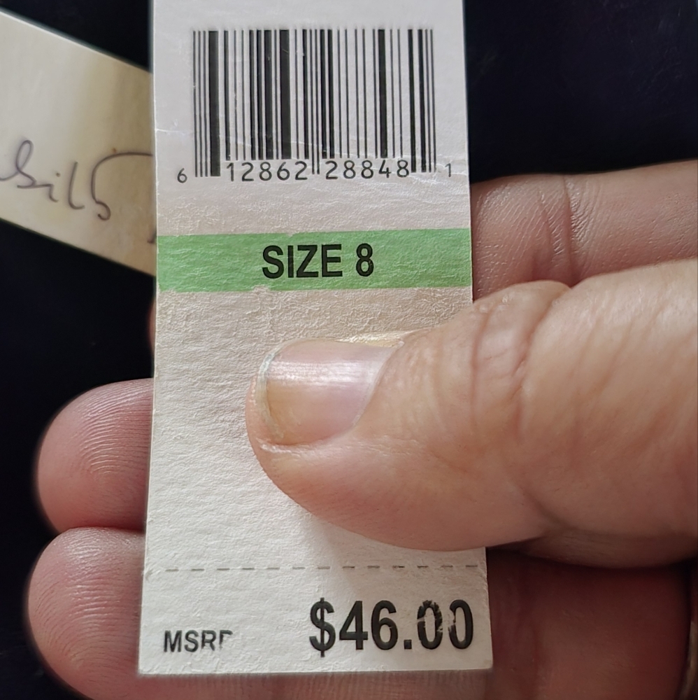 Brand new woman size 8 pants